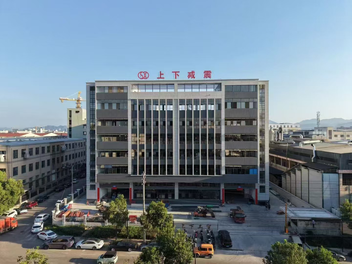 विस्फोटक! नयाँ 18,000㎡ छ तले कारखाना अनावरण गरिएको छ!